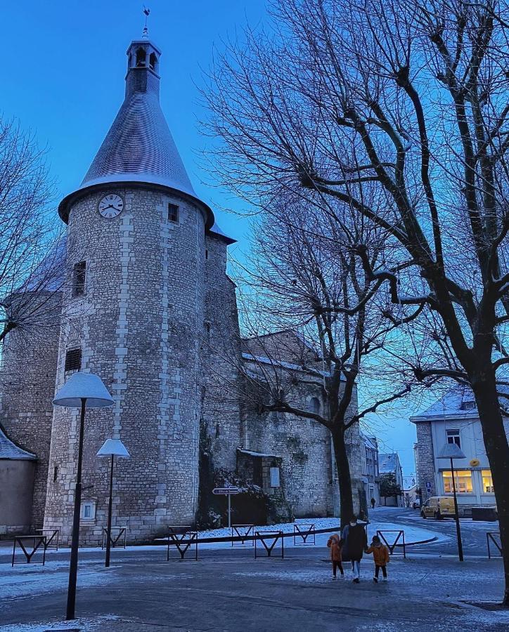 Апарт готель Le Logis De Saint Cyr Ісуден Екстер'єр фото